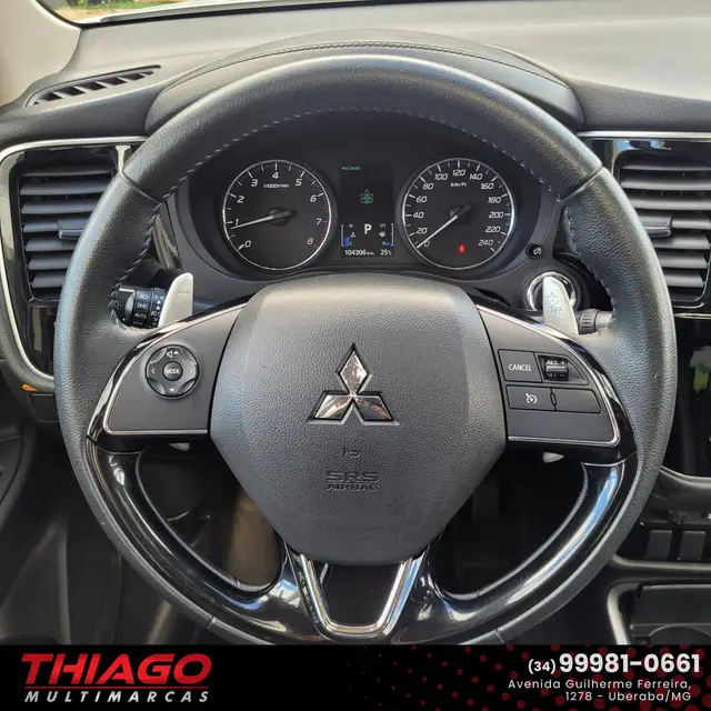 Carro Mitsubishi Outlander 2019 2.0 HPE 7L CVT