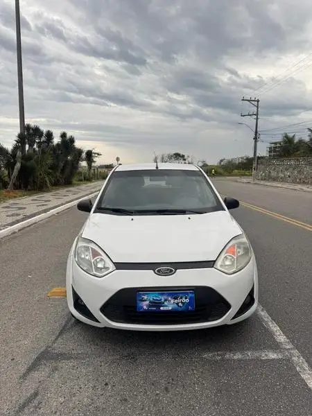 Carro Ford Fiesta Hatch 2012 1.0 (Flex)