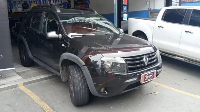 Carro Renault Duster 2014 2.0 16V Dynamique (Flex)(Aut)
