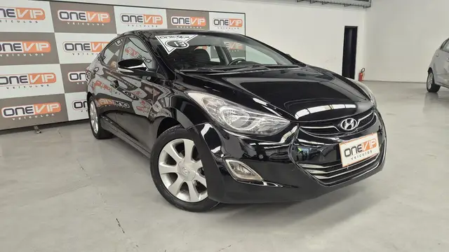 Carro Hyundai Elantra 2013 Sedan 1.8 GLS (aut)