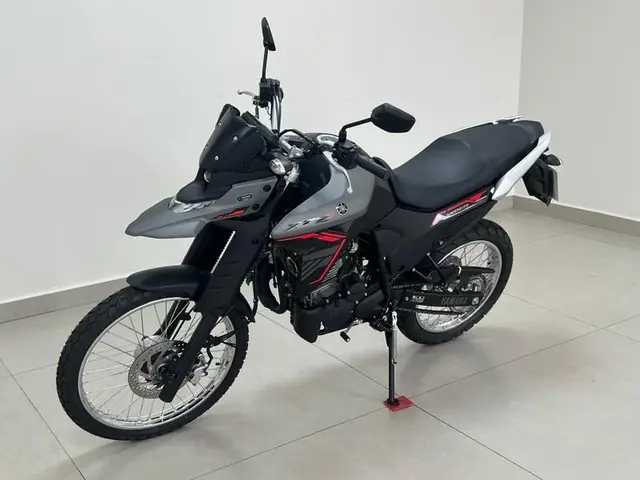 Moto Yamaha XTZ 250 Lander 2025 Connected