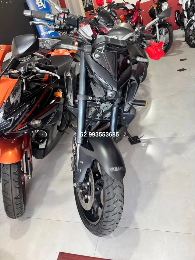 Moto Yamaha MT-03 2023 ABS