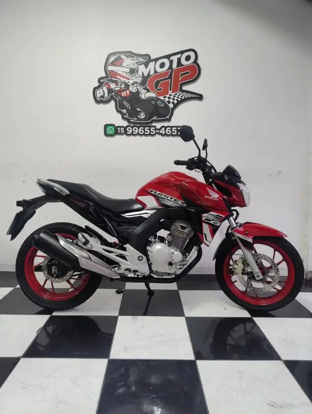 Moto Honda CB 250F Twister 2021 (CBS)