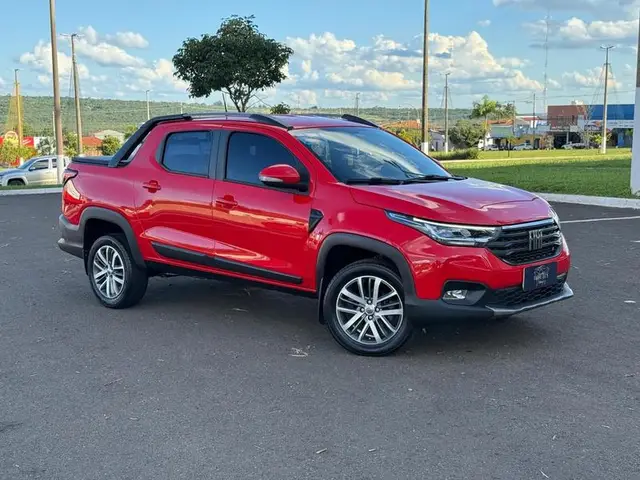 Carro Fiat Strada 2023 Volcano 1.3 CD AT (Flex)