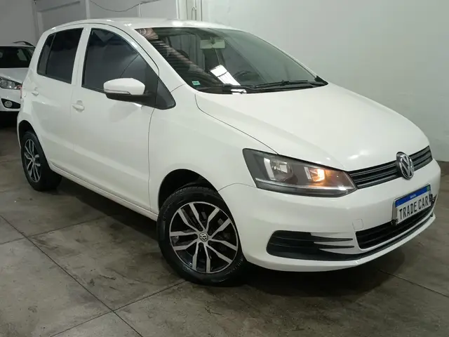 Carro Volkswagen Fox 2016 1.6 MSI Trendline (Flex)
