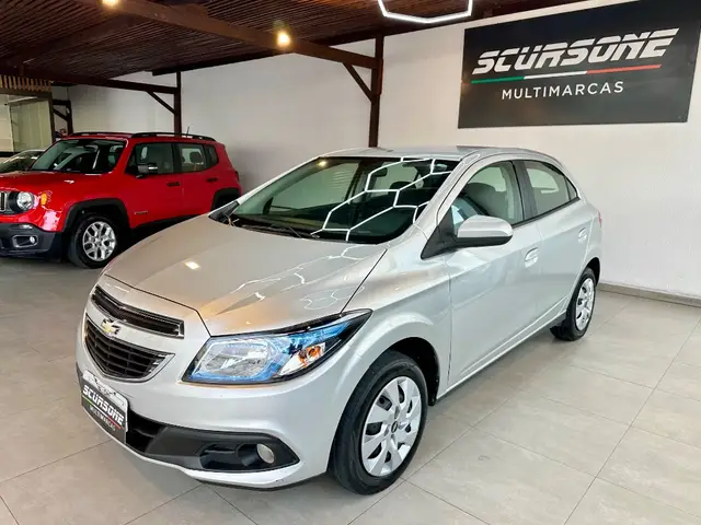 Carro Chevrolet Onix 2015 1.4 LT SPE/4
