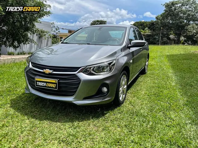 Carro Chevrolet Onix Plus 2024 LT 1.0