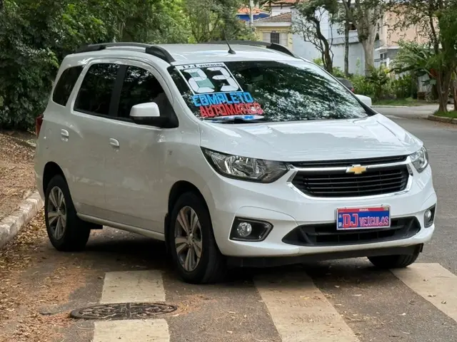 Carro Chevrolet Spin 2023 Premier 1.8 (Aut.)