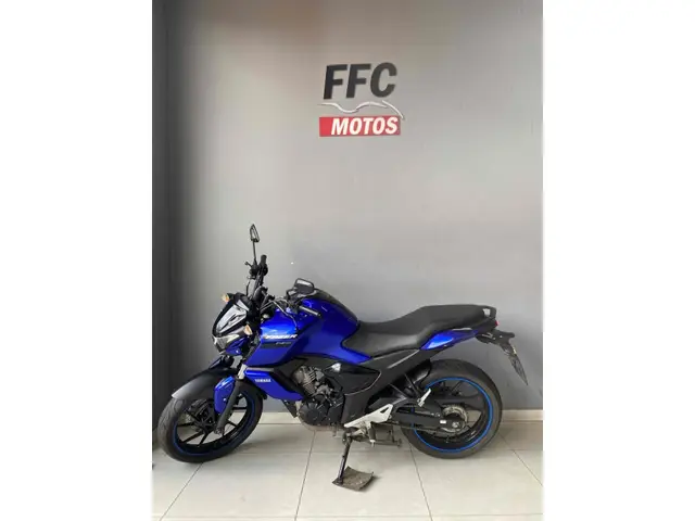 Moto Yamaha Fazer FZ15 2024 ABS