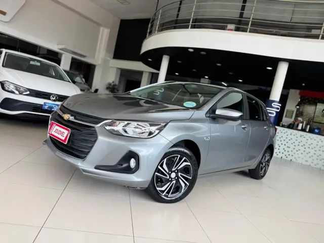 Carro Chevrolet Onix 2025 LT 1.0