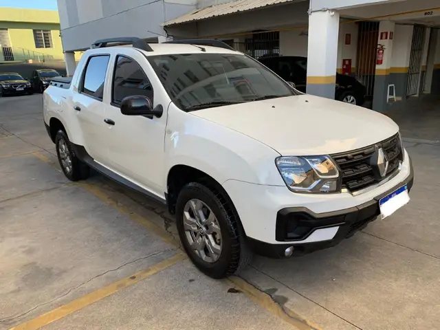 Carro Renault Oroch 2023 Intense 1.6 (Flex)