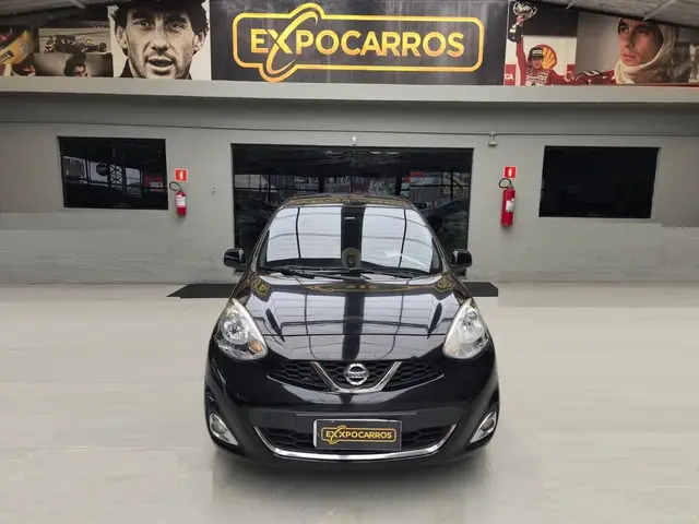 Carro Nissan March 2015 1.0 16V (Flex)