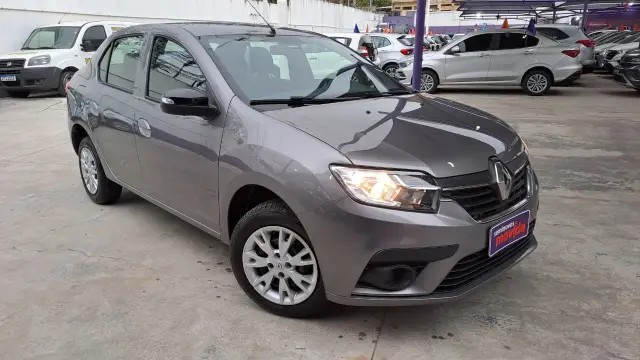 Carro Renault Logan 2025 Zen 1.0