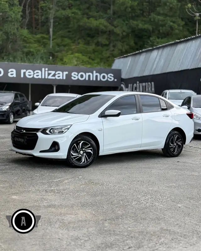 Carro Chevrolet Onix Plus 2025 LT 1.0