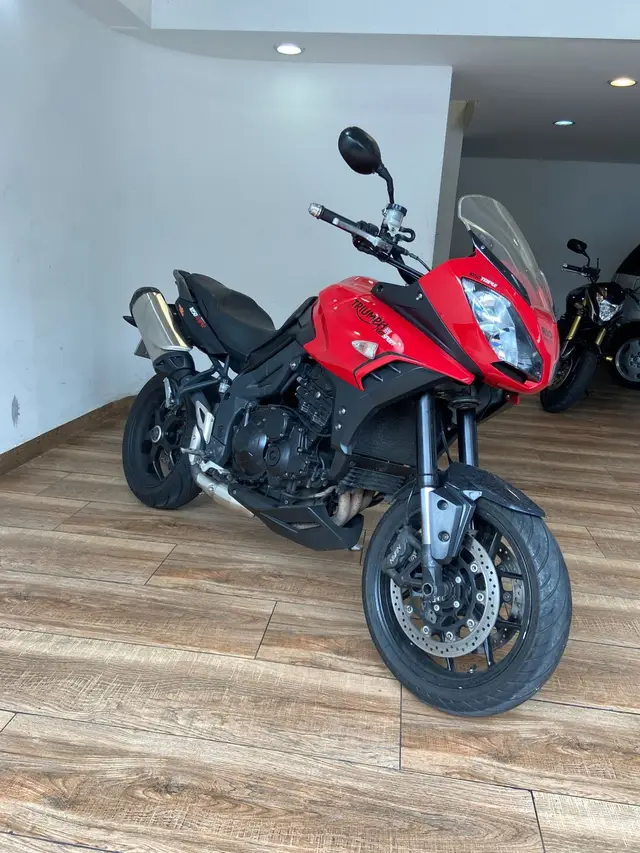 Moto Triumph Tiger 1050 2015 Sport (ABS)