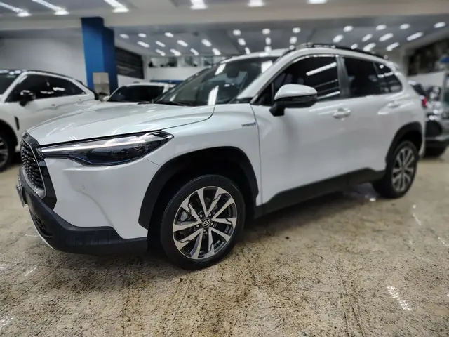 Carro Toyota Corolla Cross 2024 XRV Hybrid 1.8