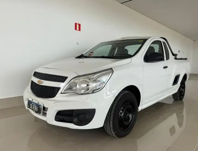 Carro Chevrolet Montana 2020 LS 1.4 (Flex)