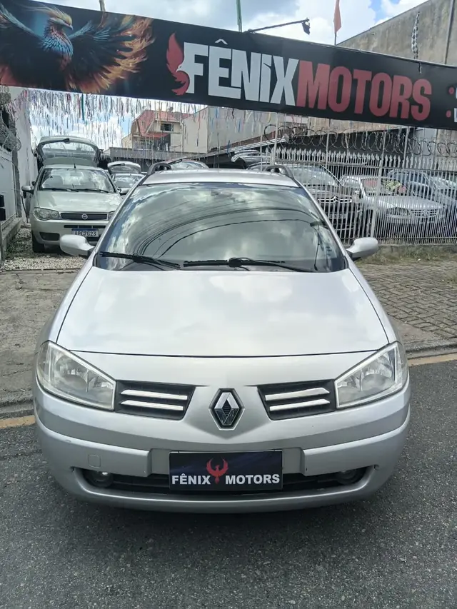 Carro Renault Megane Grand Tour 2012 Mégane Grand Tour Dynamique 1.6 16V (flex)