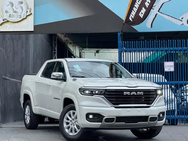 Carro Ram Rampage 2025 Rebel 2.2 Turbodiesel