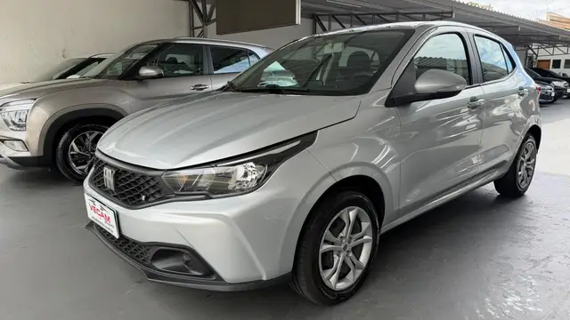 Carro Fiat Argo 2025 Drive 1.0