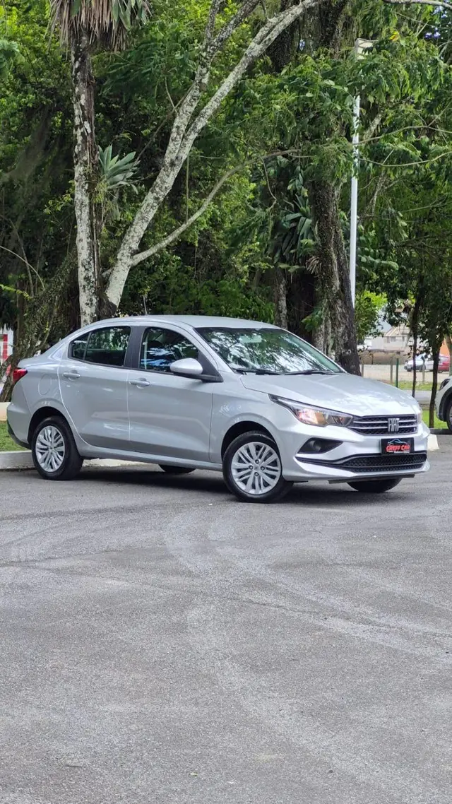 Carro Fiat Cronos 2024 Drive 1.3