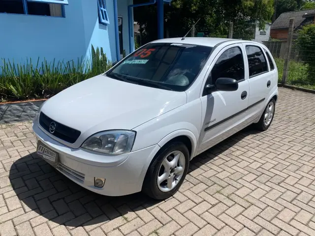 Carro Chevrolet Corsa Hatch 2005 Premium 1.0
