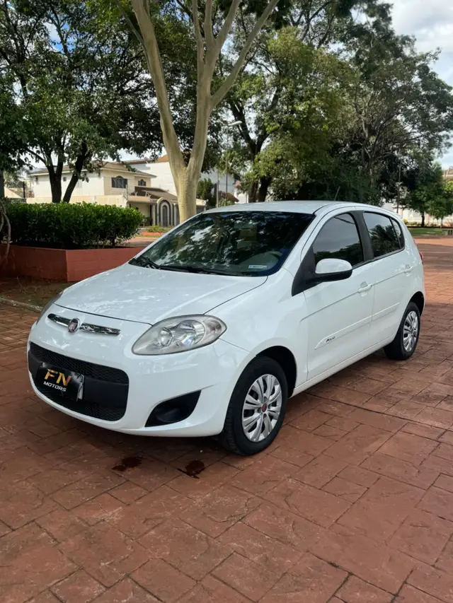 Carro Fiat Palio 2016 Attractive 1.0 Evo (Flex)