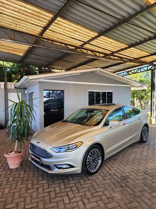 Carro Ford Fusion 2017 2.0 16V Hybrid Titanium (Aut)