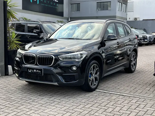 Carro BMW X1 2017 2.0 sDrive20i X-Line ActiveFlex