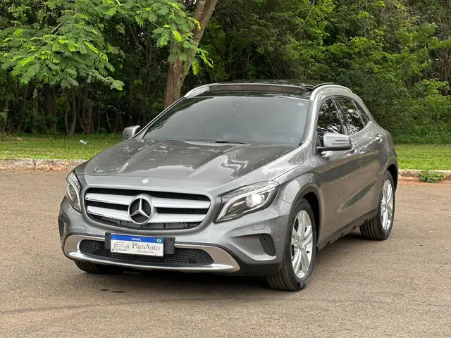 Carro Mercedes-Benz GLA 250  2015 GLA 250 Vision