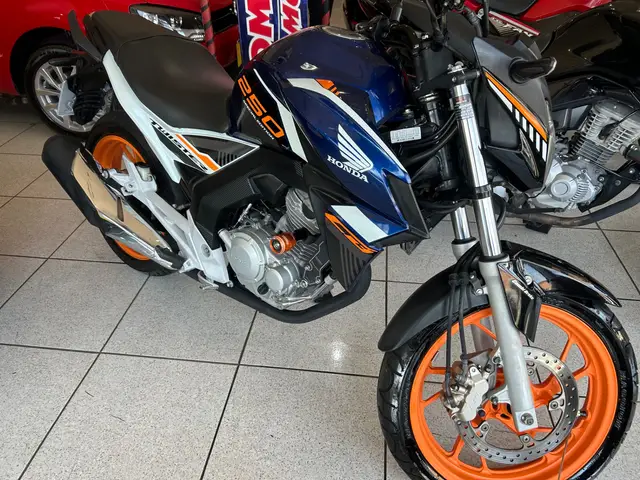 Moto Honda CB 250F Twister 2020 (ABS)