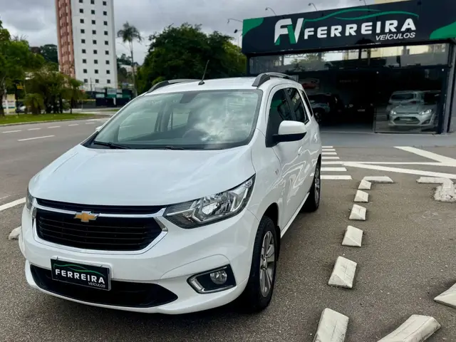Carro Chevrolet Spin 2024 Premier 1.8 (Aut.)