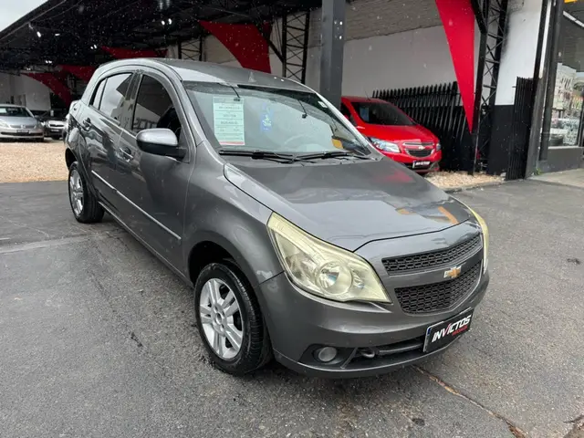 Carro Chevrolet Agile 2011 LTZ 1.4 8V (Flex)