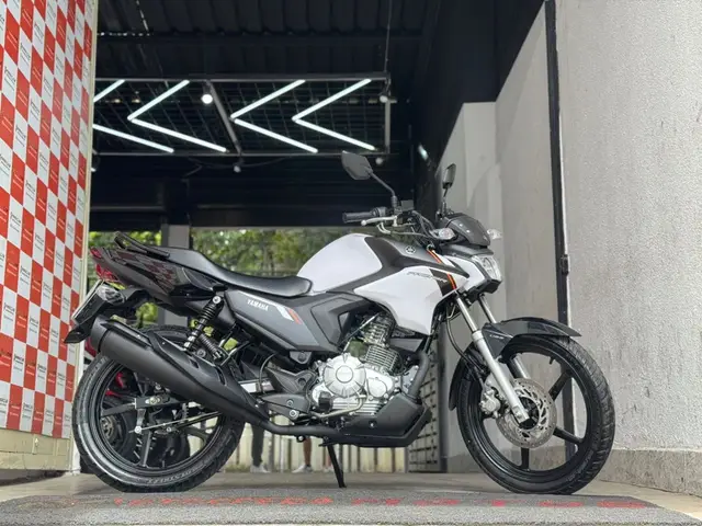 Moto Yamaha YBR 150 Factor 2025 DX