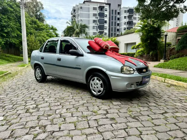 Carro Chevrolet Classic 2010 Life 1.0 VHCE (Flex)
