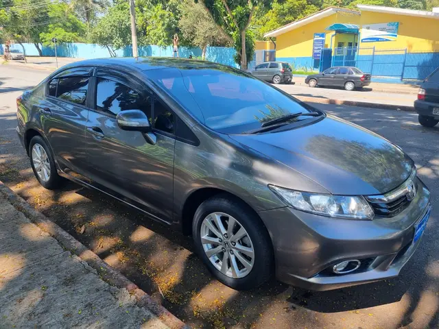 Carro Honda Civic 2014 New  LXR 2.0 i-VTEC (Aut) (Flex)