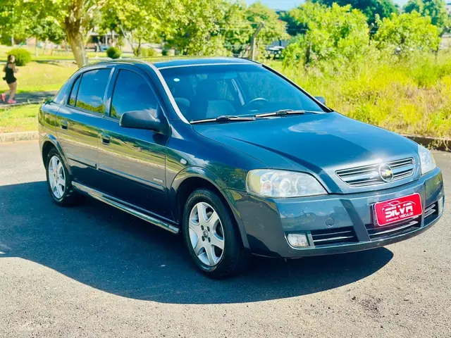 Carro Chevrolet Astra Sedan 2009 Advantage 2.0 (Flex)