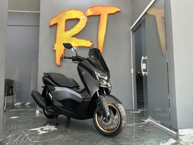 Moto Yamaha NMax 2025 Connected 160 ABS