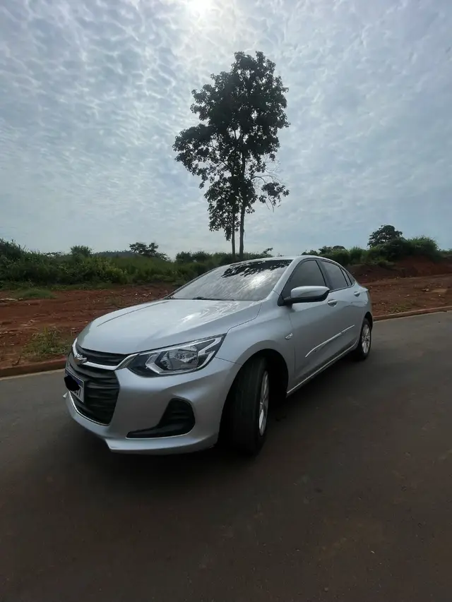 Carro Chevrolet Onix Plus 2022 1.0 LT II (Flex)