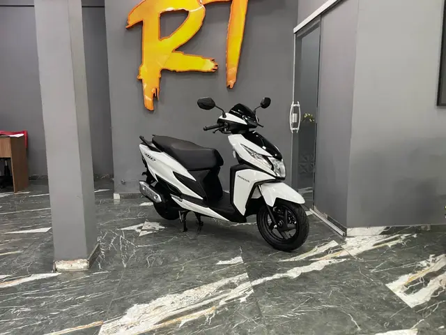 Moto Honda Elite 125 2026 CBS