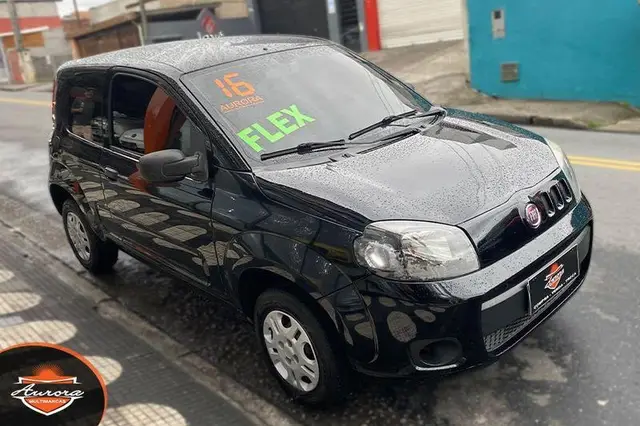 Carro Fiat Uno 2016 Vivace 1.0 8V (Flex) 4p