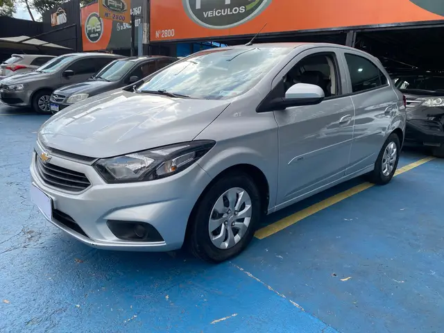 Carro Chevrolet Onix 2019 1.0 LT SPE/4