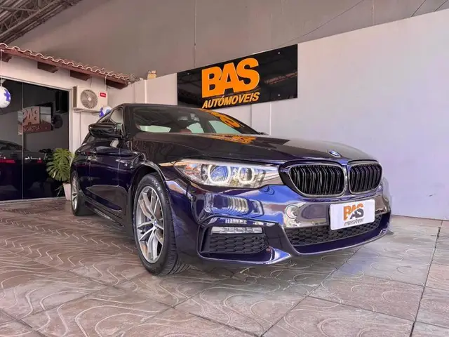 Carro BMW 530i 2018 M Sport