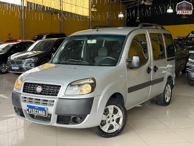 Carro Fiat Doblò 2020 Essence 1.8 16V (Flex)