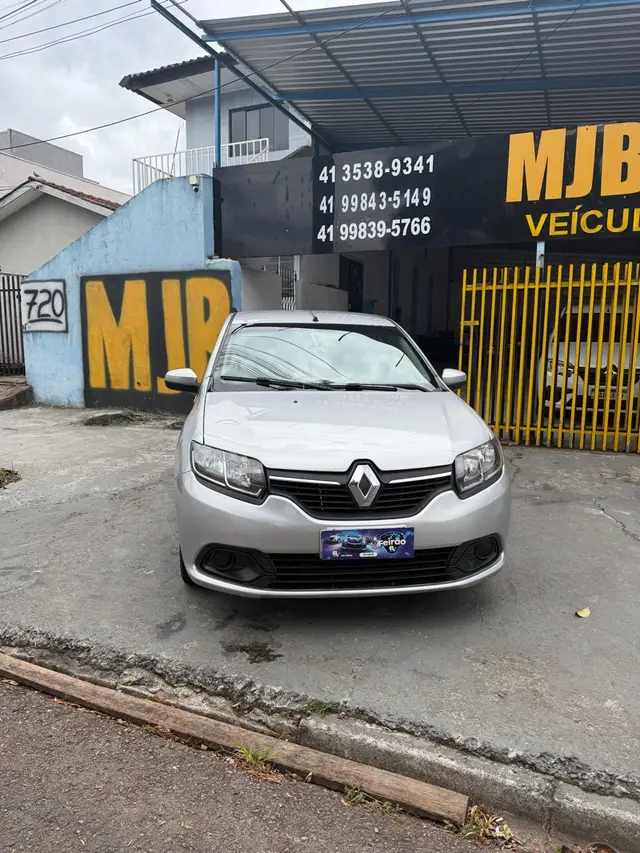 Carro Renault Logan 2014 Expression 1.0 16V (flex)