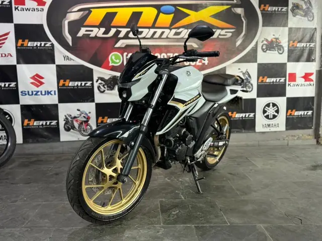 Moto Yamaha Fazer FZ25 2025 Flex