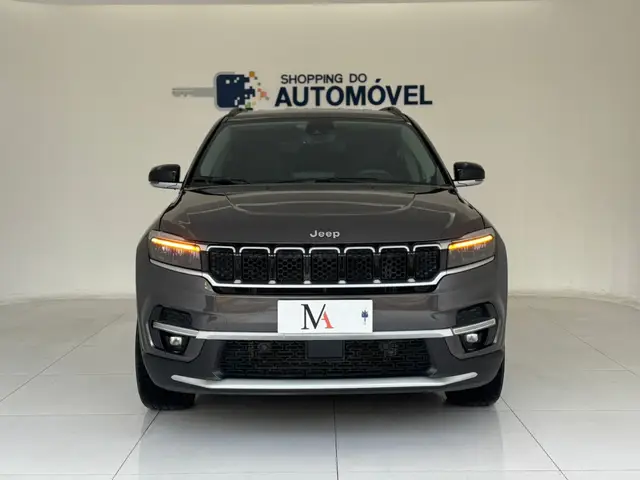 Carro Jeep Commander 2023 Limited 1.3 T270