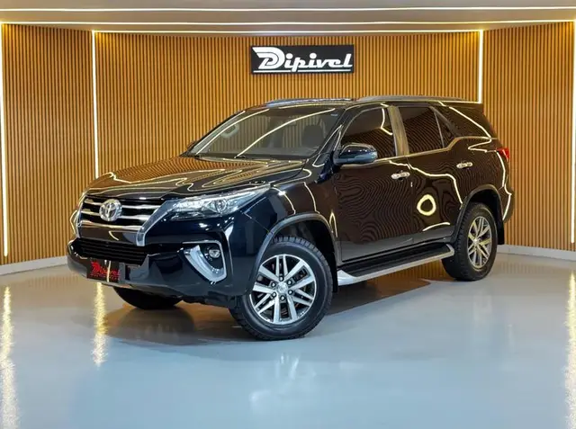 Carro Toyota SW4 2019 2.8 TDI SRX 7L 4x4 (Aut) (Diesel)