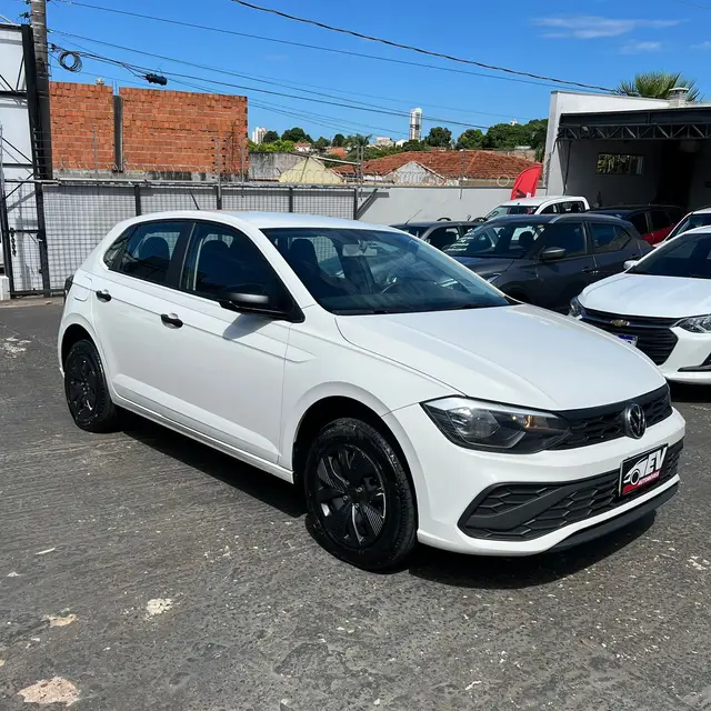 Carro Volkswagen Polo 2025 Track 1.0 Flex 12V 5p