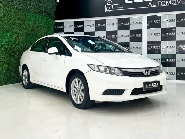 Carro Honda Civic 2016 LXS 1.8 i-VTEC (Flex)